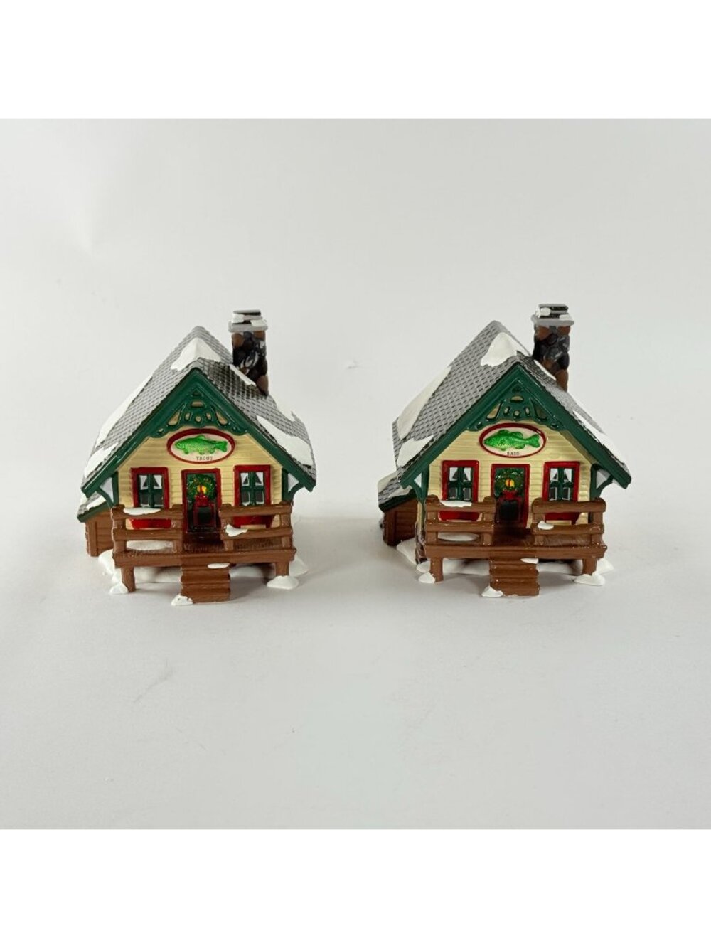 Vintage 1994 Dept 56 Snow Village 2 Fisherman’s Nook Bass Cabins Lighted 54615
